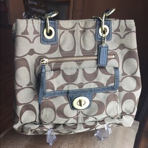 Coach shoulder bag